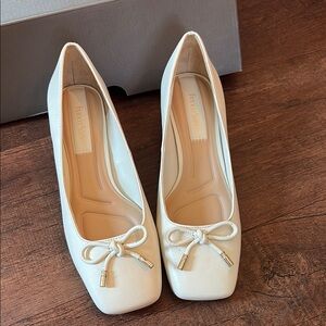Franco Sarto Size 6.5 Cream Natalia Shoes Women